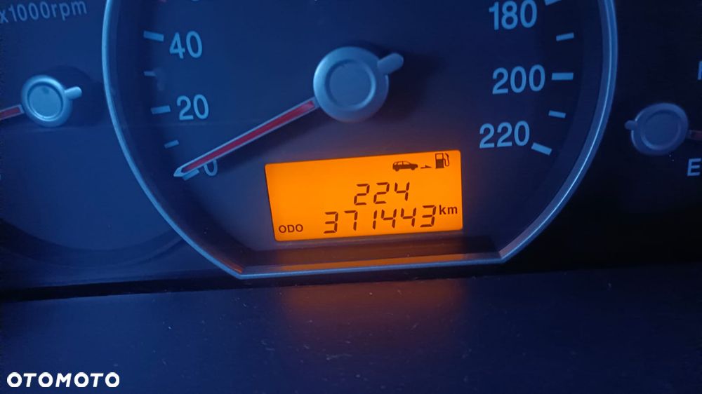 Kia Carens CRDi DPF LX - 3