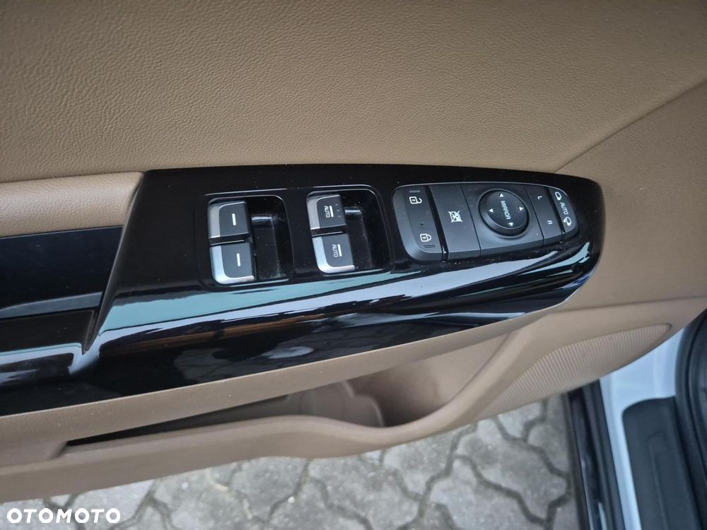 Kia Sportage 1.6 T-GDI Black Edition 2WD DCT - 19