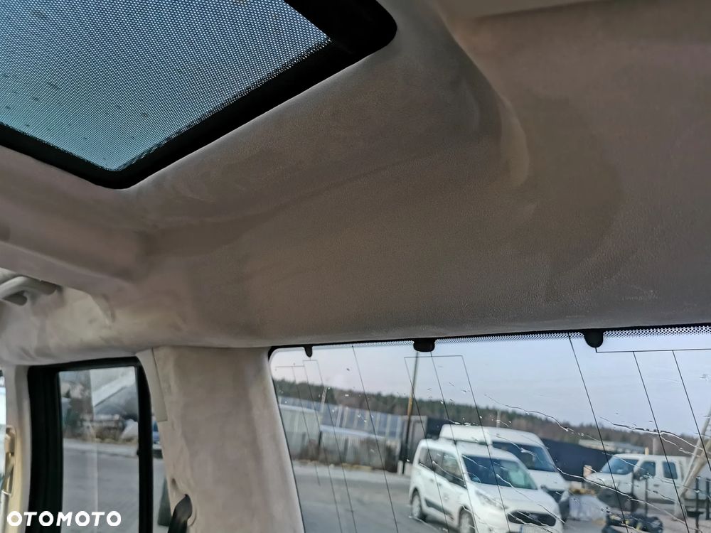 Land Rover Discovery V8 SE - 10