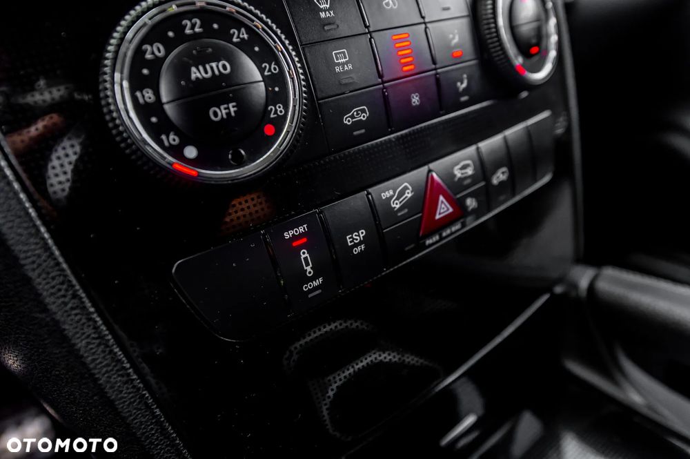 Mercedes-Benz ML 280 CDI 4Matic 7G-TRONIC Edition 10 - 37