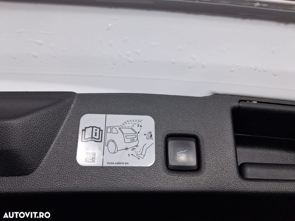 Ford Kuga - 30