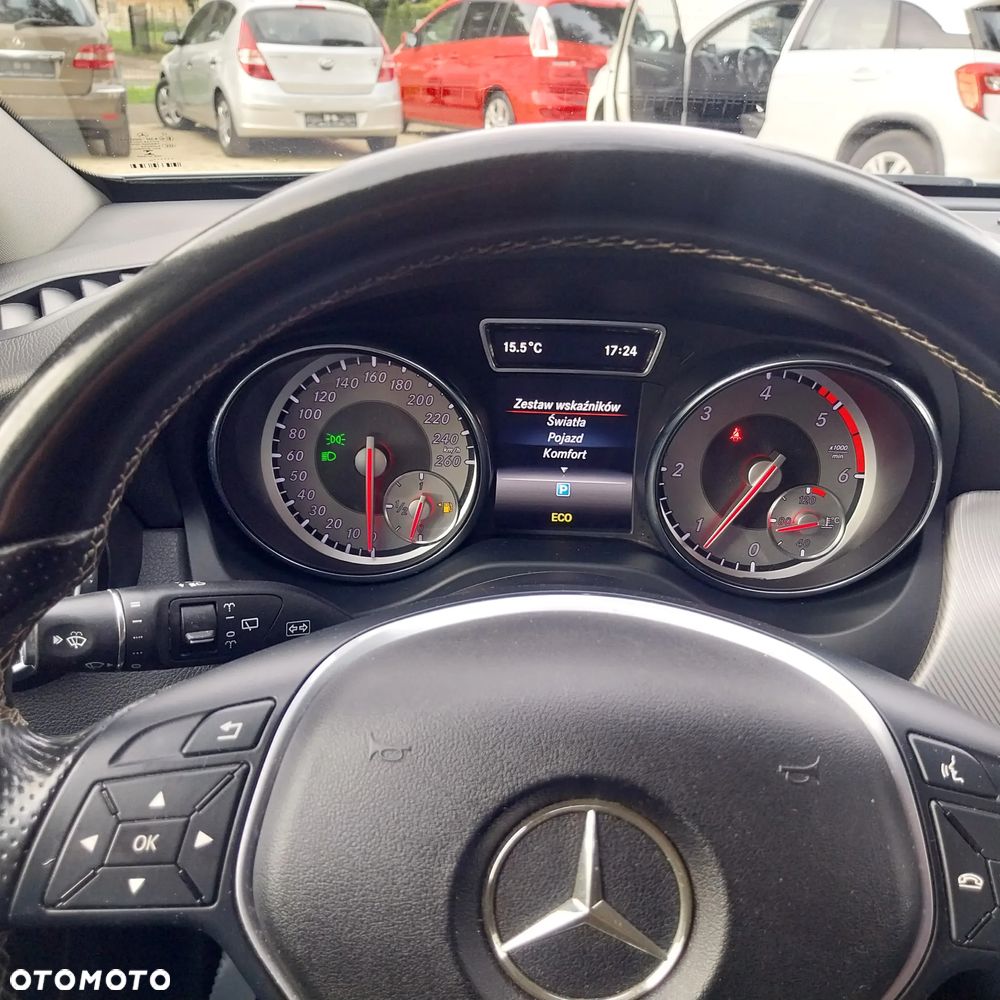 Mercedes-Benz GLA 200 (CDI) d - 25