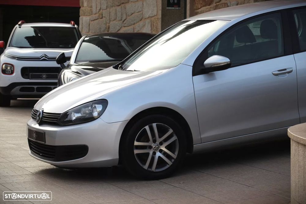VW Golf 1.6 TDi Highline - 27