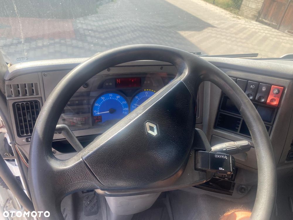 Renault Premium - 19