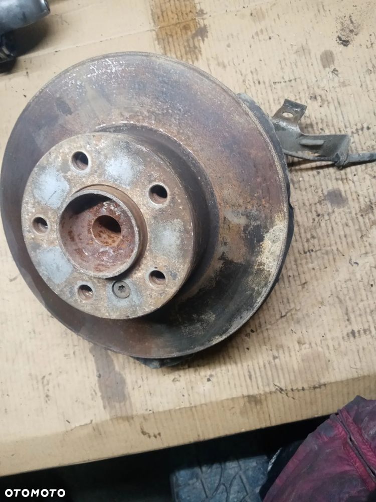 Zwrotnica piasta prawy przód przednia prawa BMW 5 E39 - 1