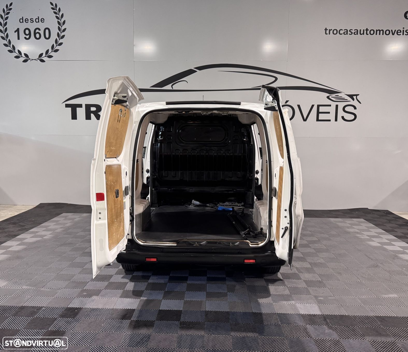 Nissan E-NV200 5p Premium Grelha - 14