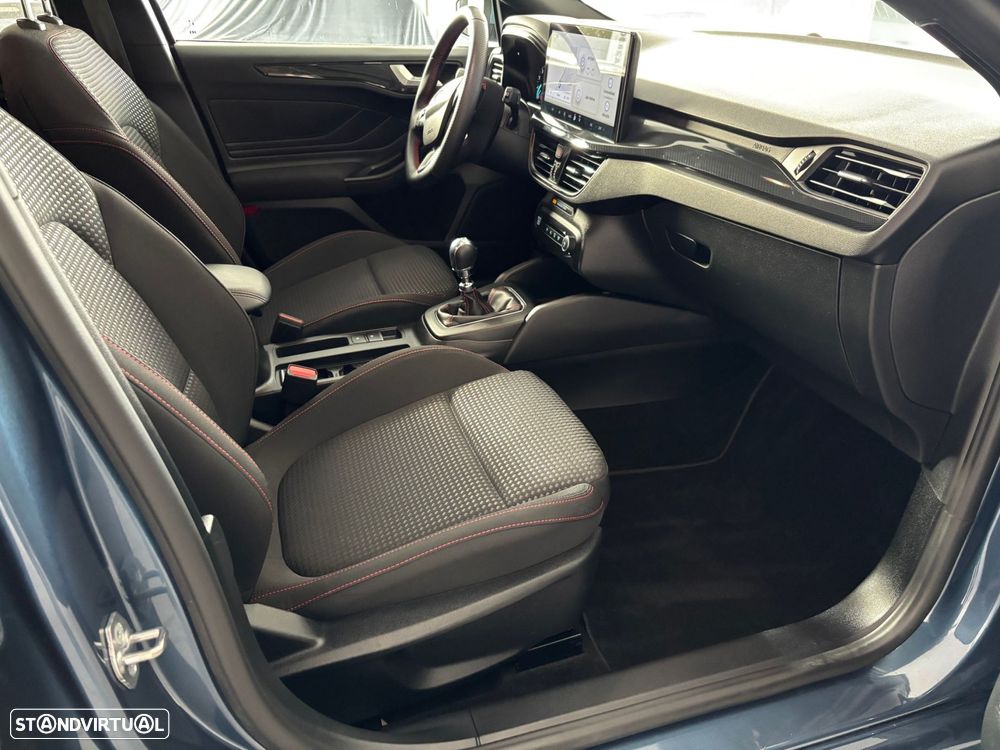 Ford Focus SW 1.0 EcoBoost MHEV ST-Line - 12
