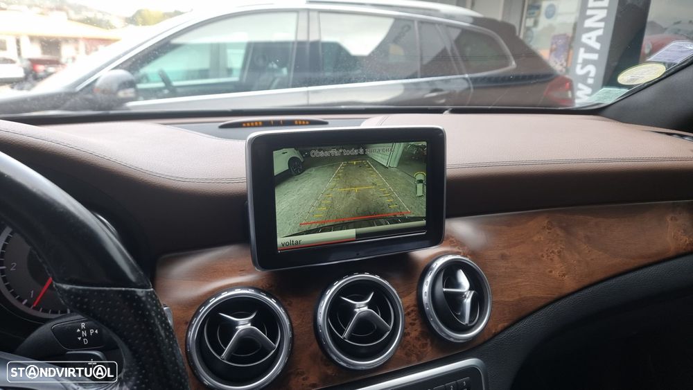 Mercedes-Benz GLA 200 CDi Urban Aut. - 15