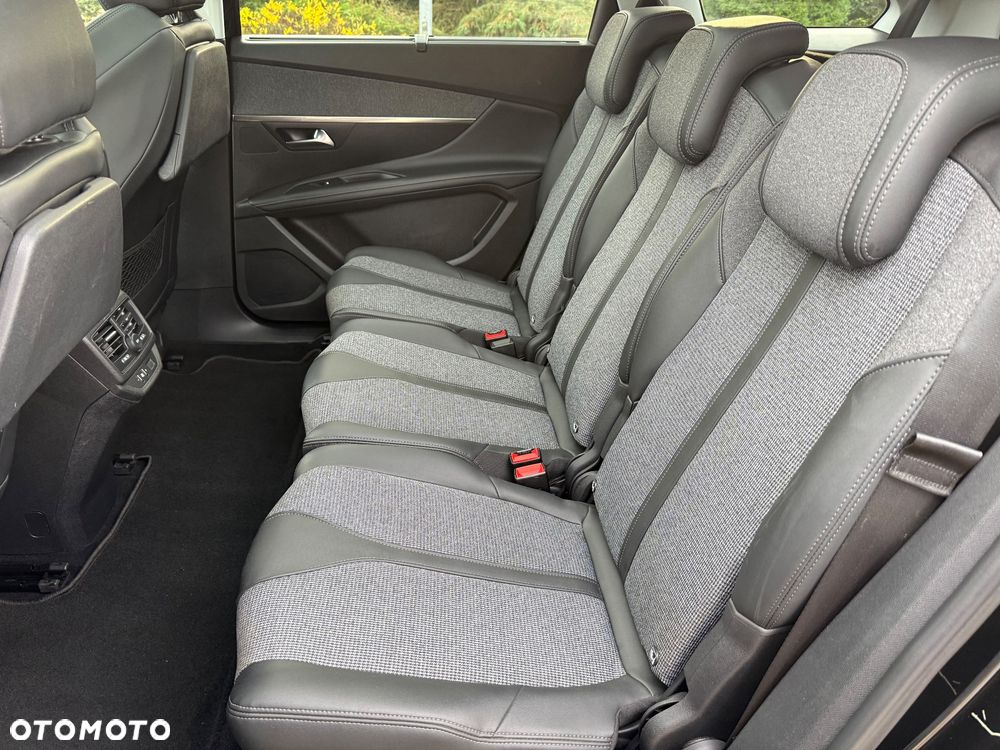 Peugeot 5008 1.5 BlueHDi Allure S&S - 29