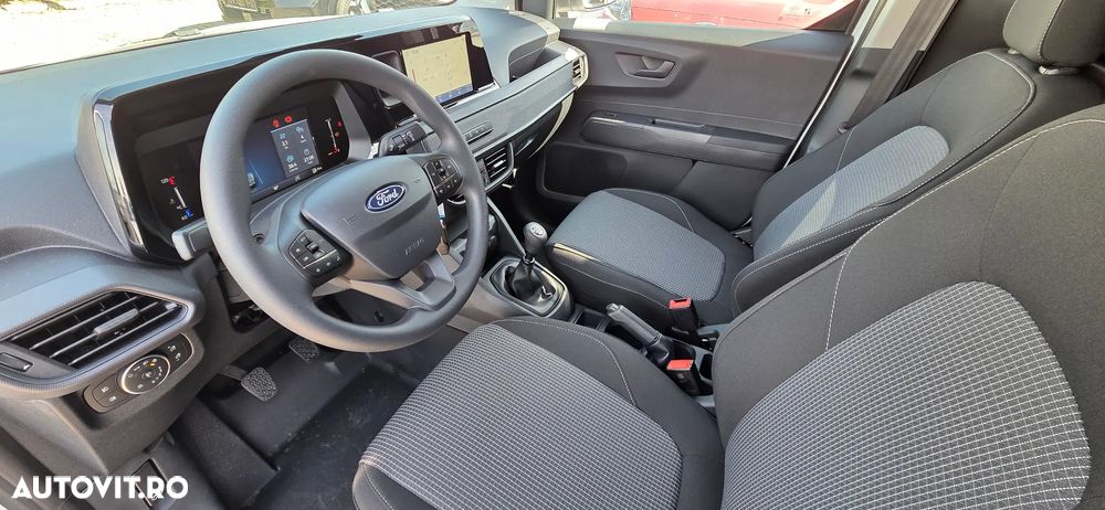 Ford Courier - 2