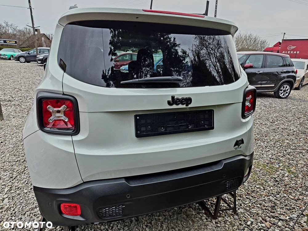 Jeep Renegade - 8