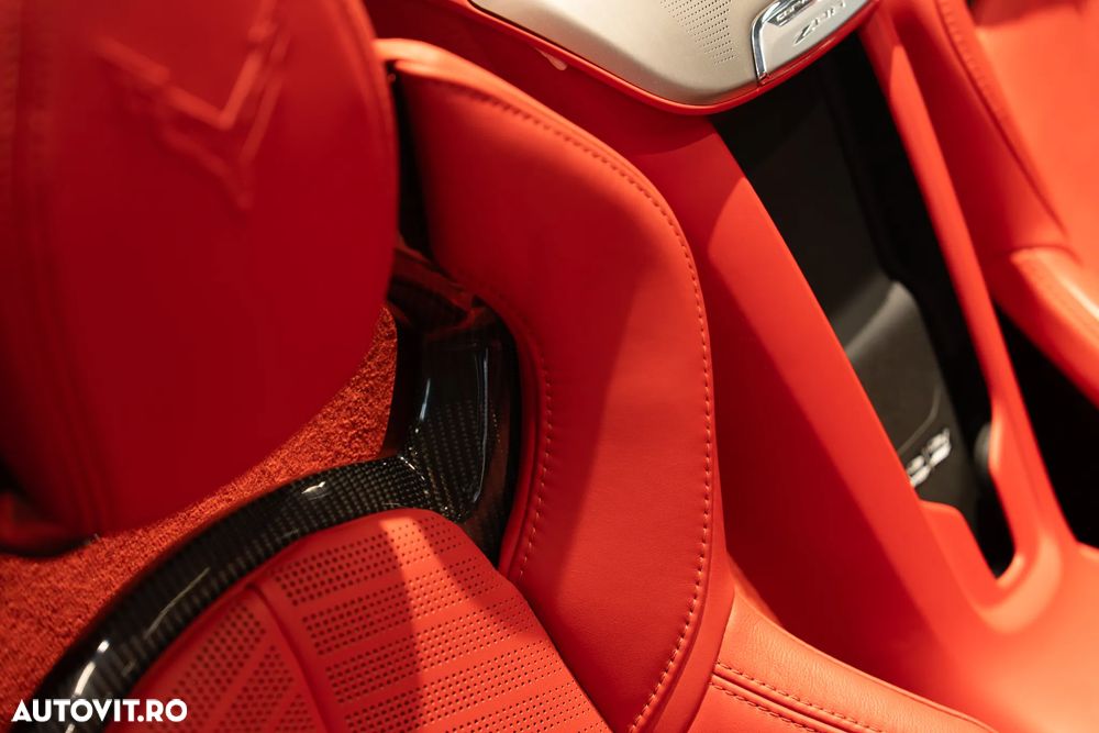 Chevrolet Corvette - 28