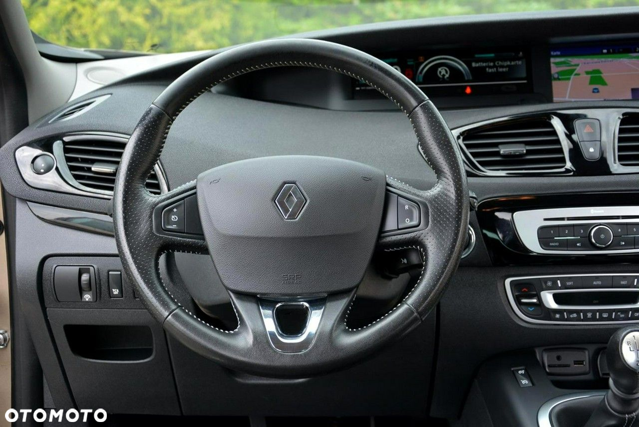 Renault Scenic - 26