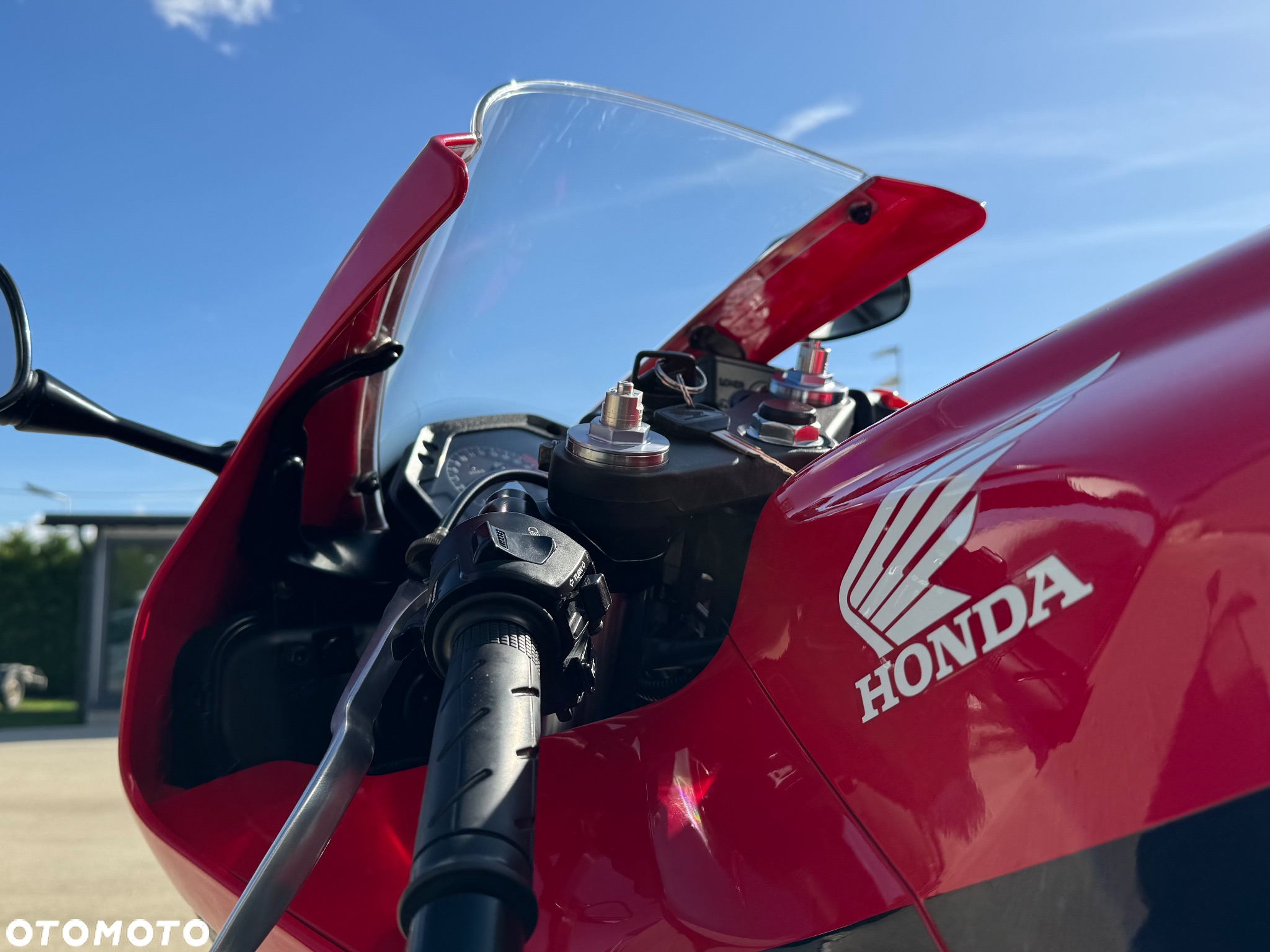 Honda CBR - 24