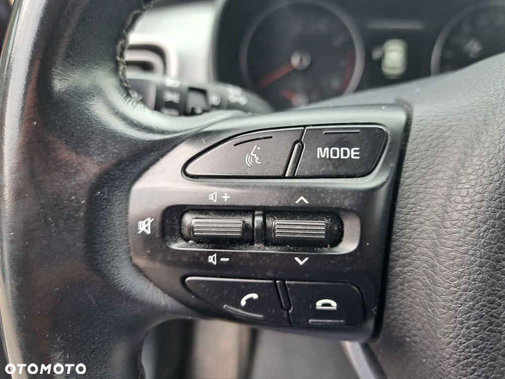 Kia Stonic 1.2 M - 18