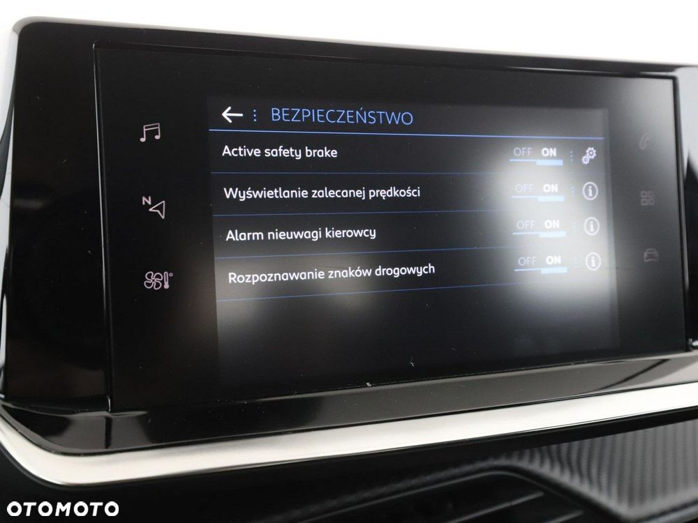 Peugeot 2008 PureTech 100 Allure - 26