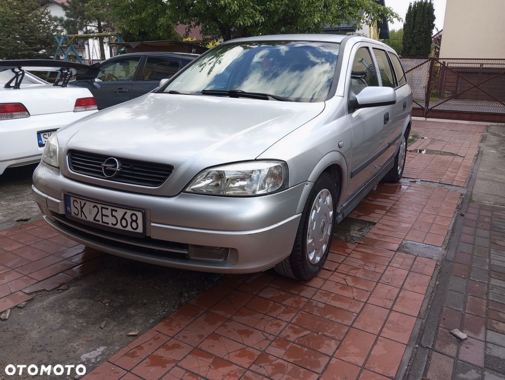 Opel Astra - 2