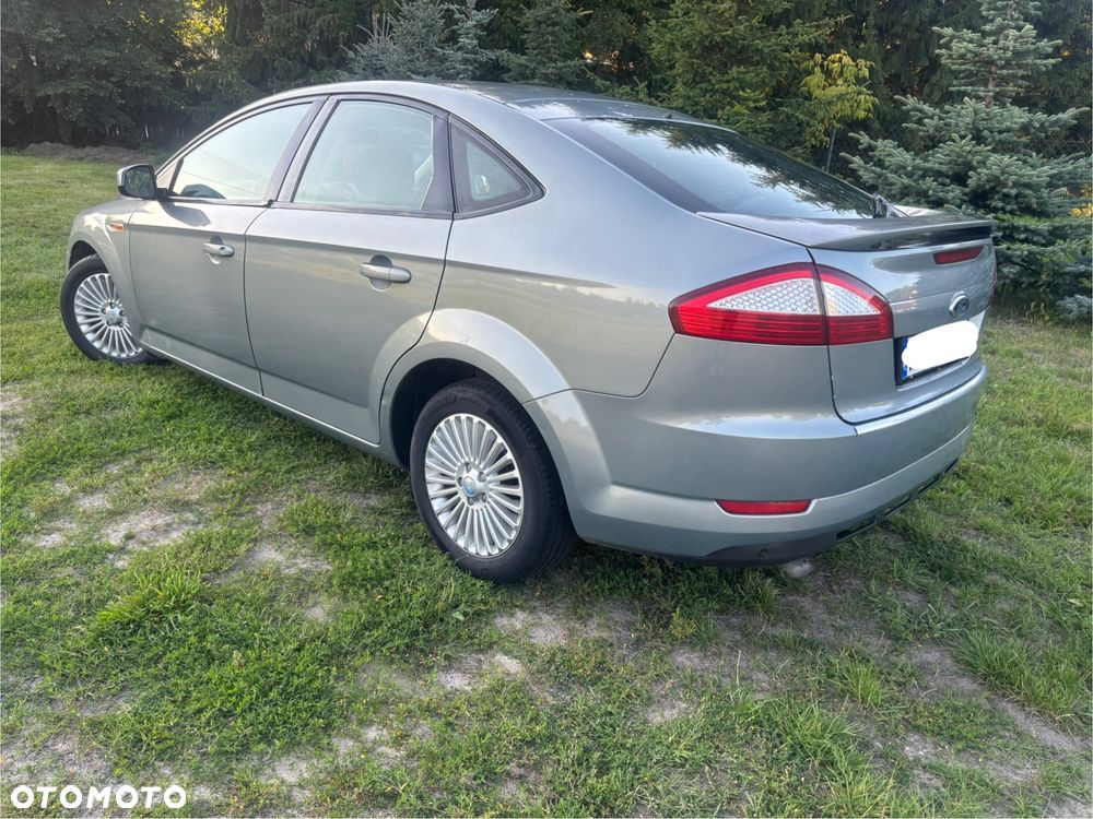 Ford Mondeo - 18