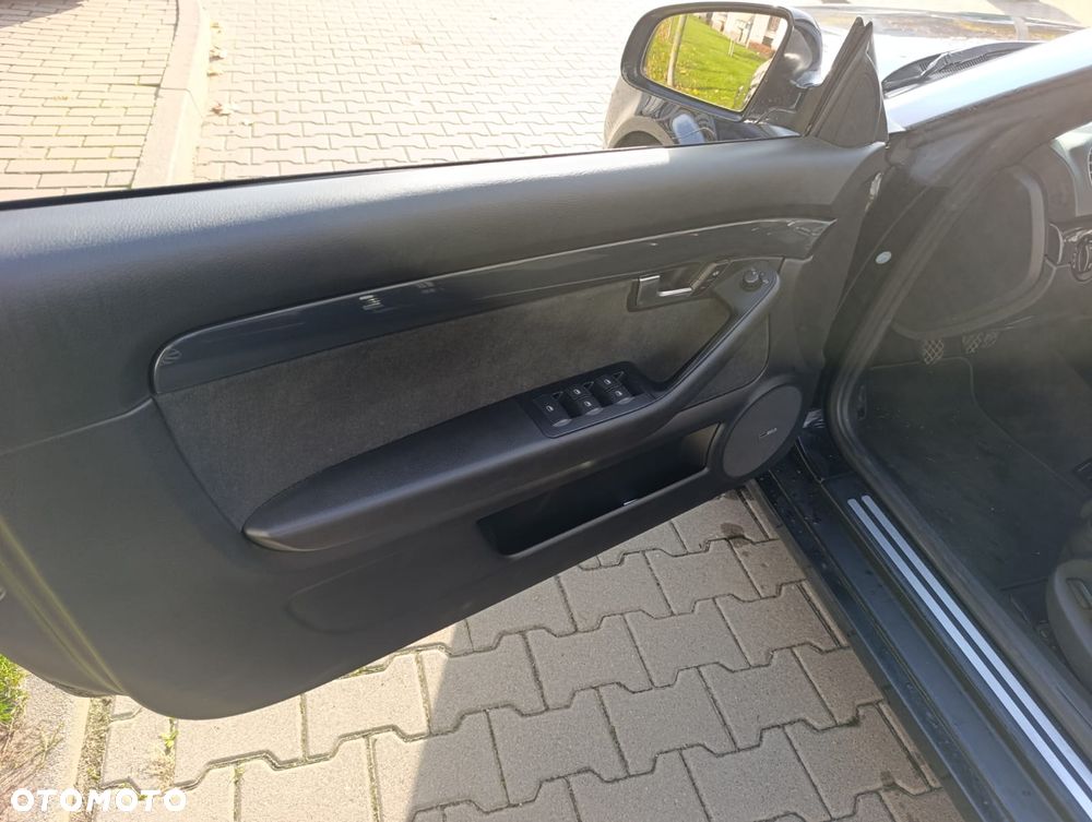 Audi A4 Cabrio 2.4 - 13