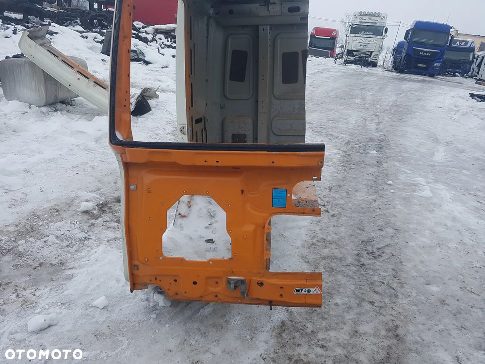 KABINA ĆWIARTKA BOK KABINY POSZYCIE  PRAWE DAF CF EURO 6 - 3