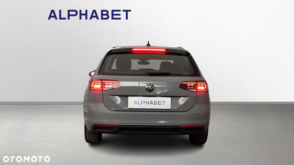 Volkswagen Passat Variant 2.0 TDI SCR Business DSG - 4