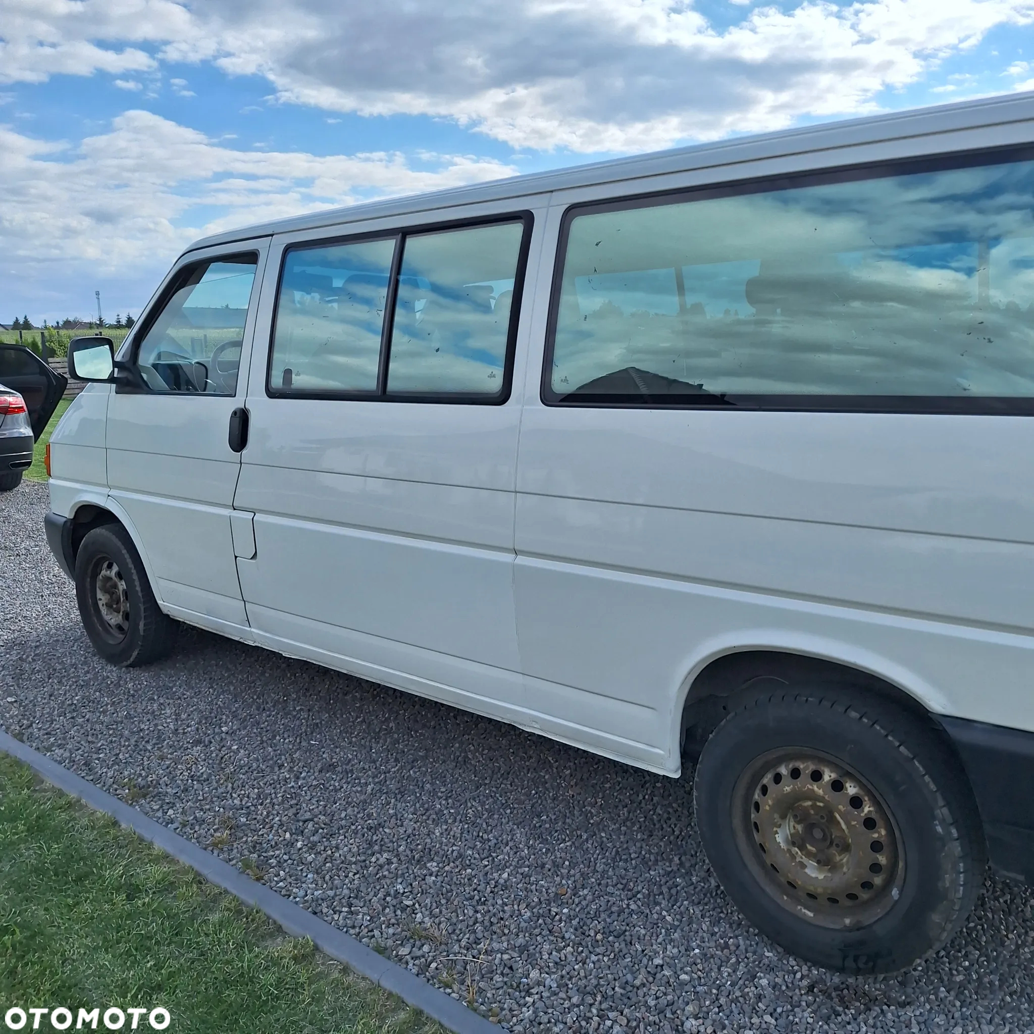Volkswagen Caravelle TDI GL - 14