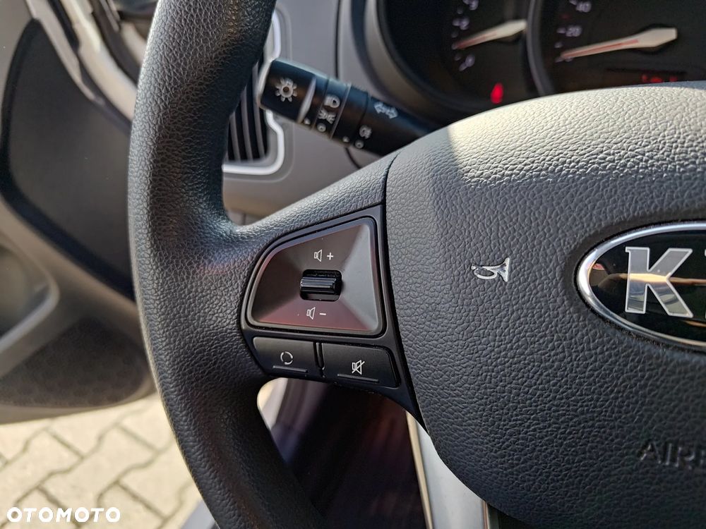 Kia Rio 1.1 crdi M - 19