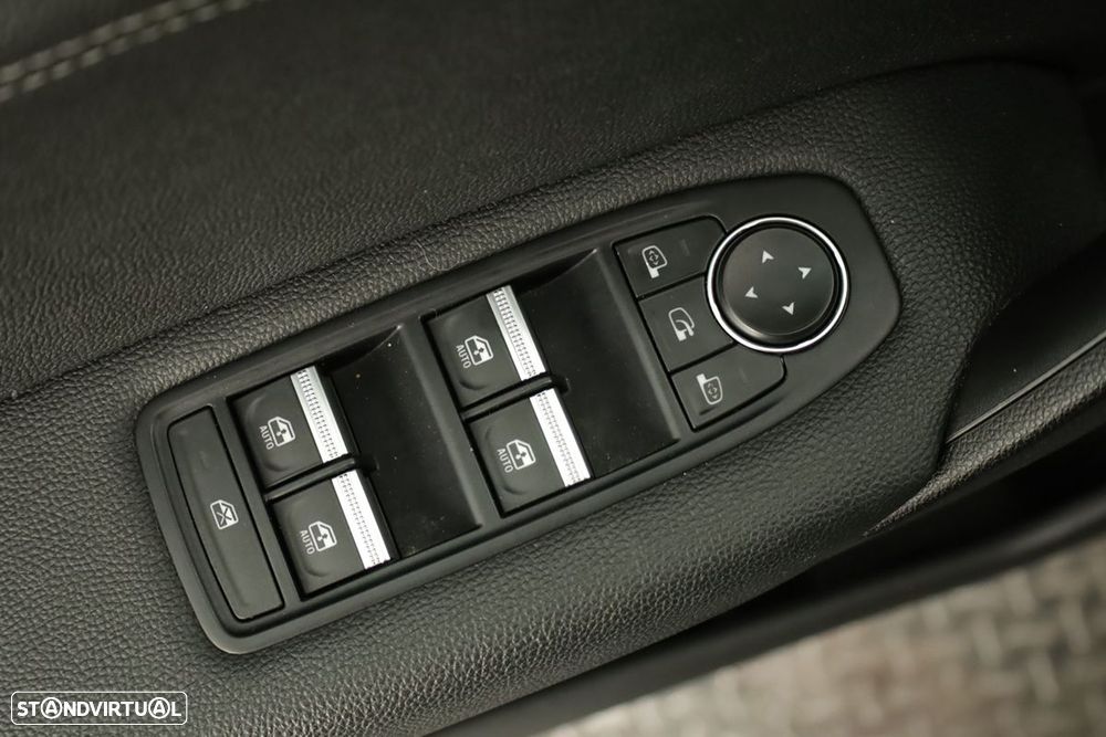 Renault Captur 1.0 TCe Techno - 18