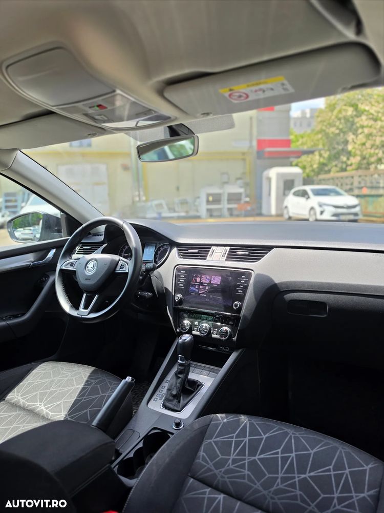 Skoda Octavia 1.6 TDI DSG Style - 13