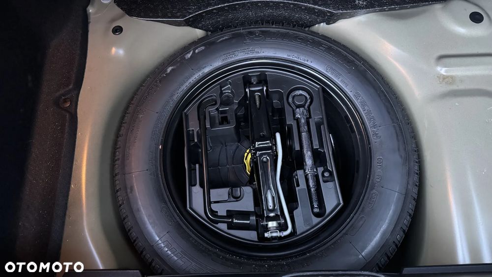 Peugeot 208 1.2 PureTech Allure S&S - 21