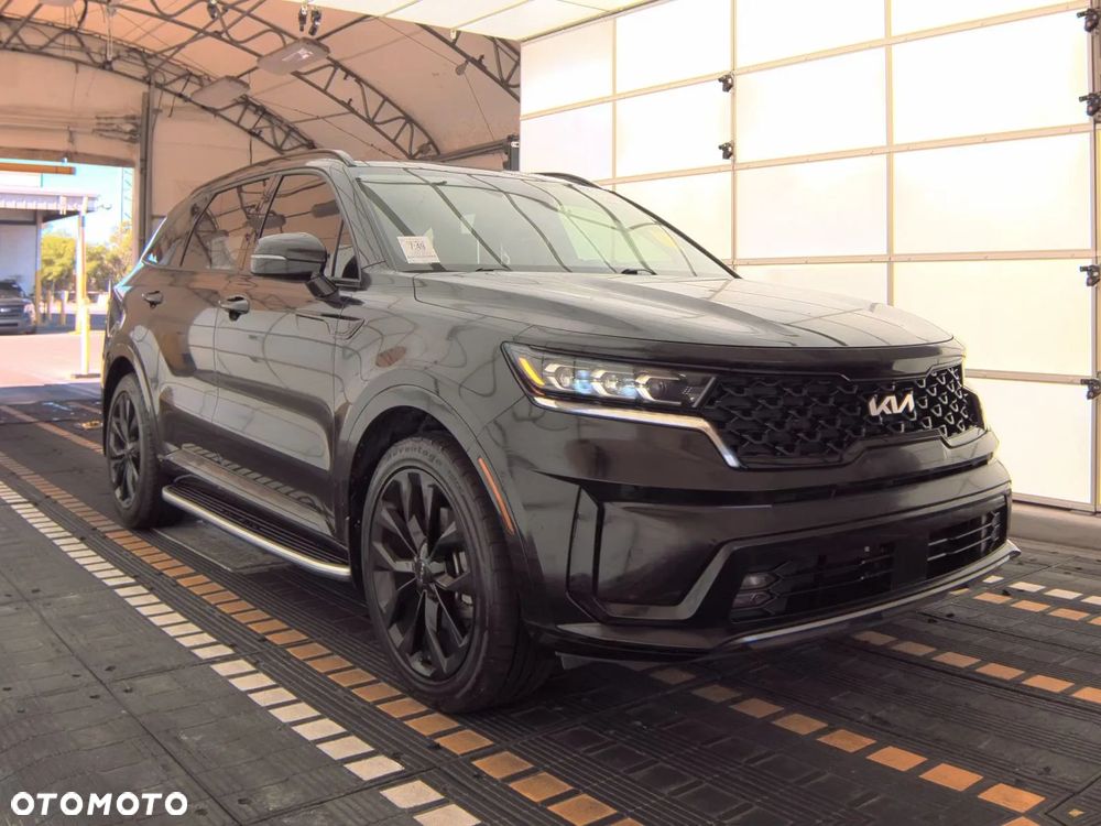 Kia Sorento - 1