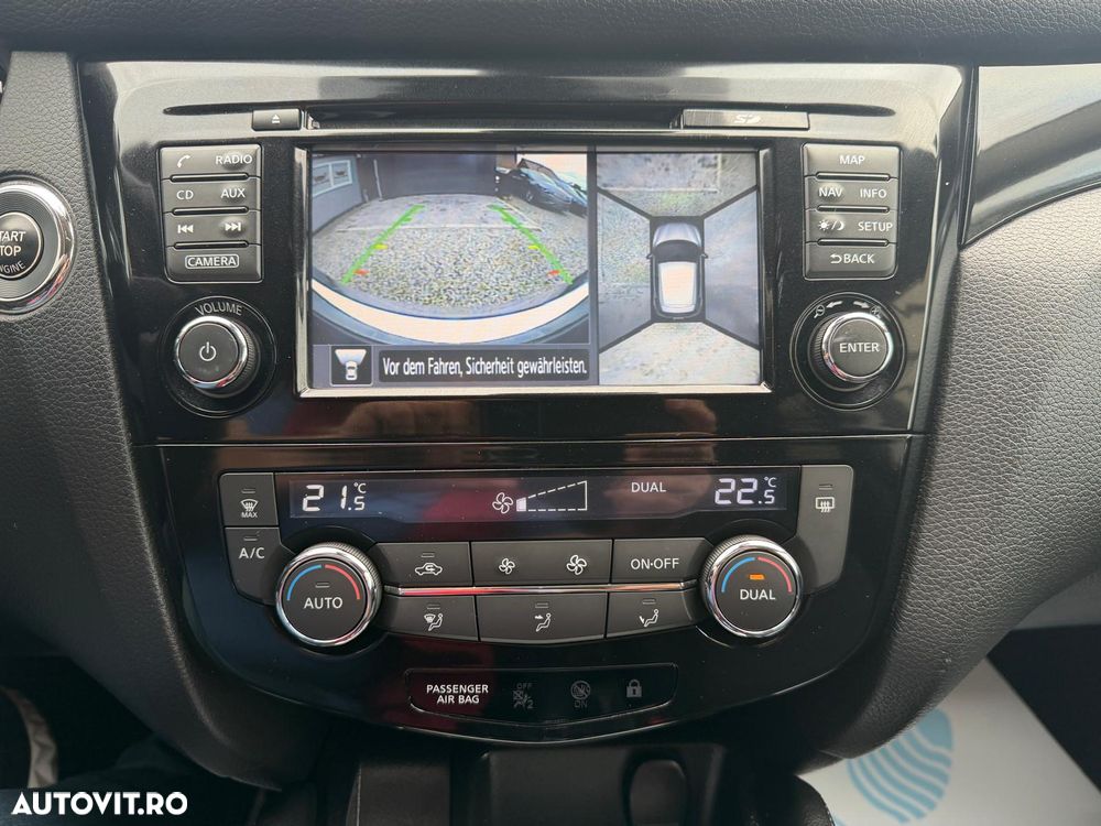 Nissan Qashqai 1.6 DCI Xtronic N-Connecta - 14