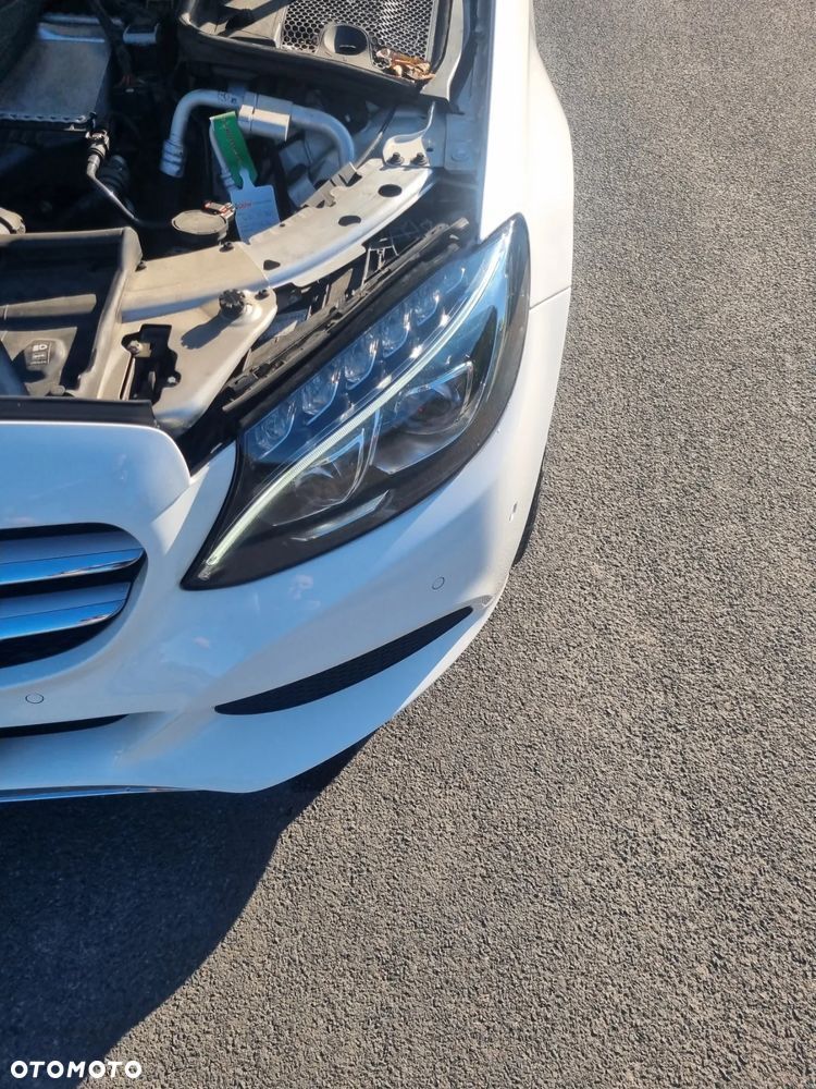 Mercedes-Benz Klasa C 200 4-Matic 7G-TRONIC - 12