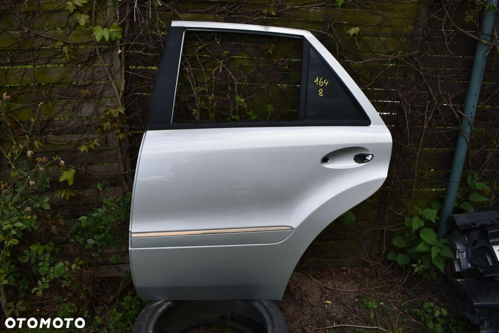 MERCEDES W164 ML DRZWI TYLNE TYŁ LEWE 775 - 1