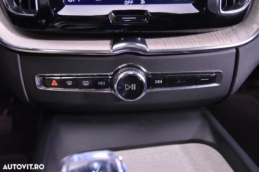 Volvo XC 60 - 17