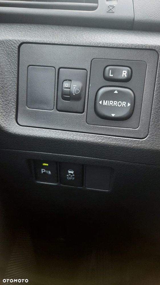 Toyota Verso 1.8 Multidrive Edition - 21