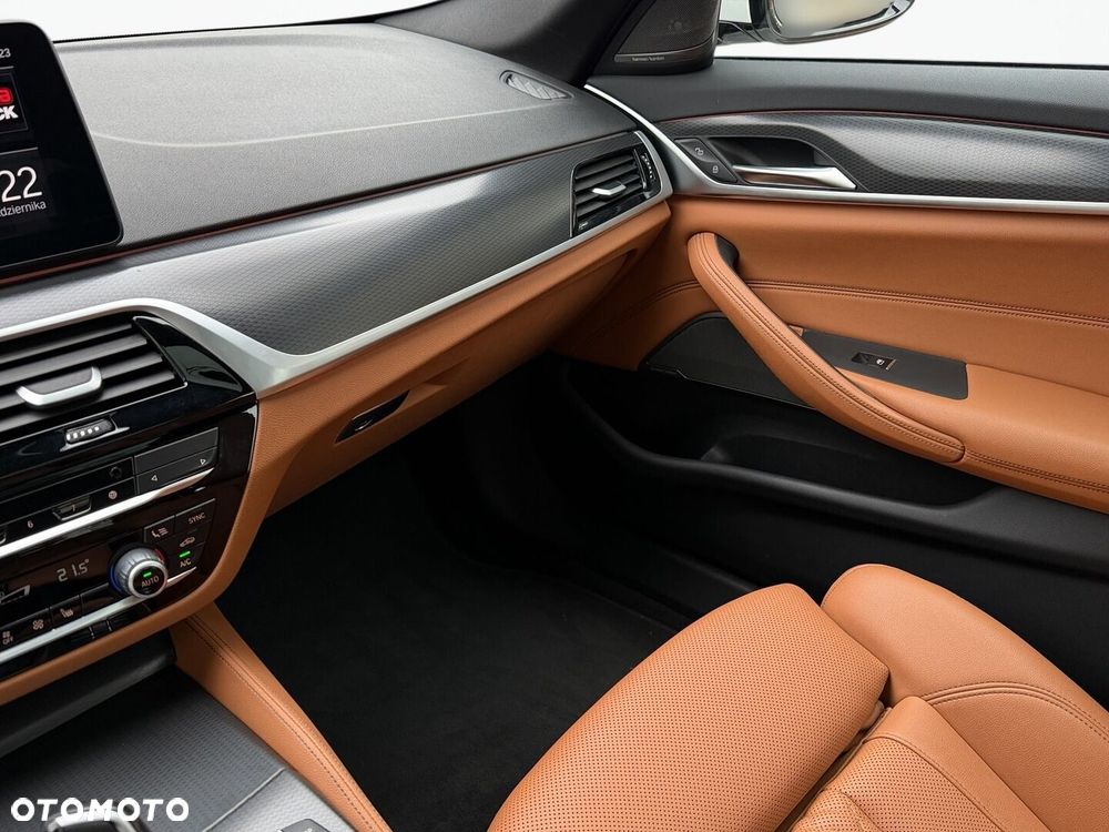 BMW Seria 5 530i xDrive mHEV M Sport sport - 21