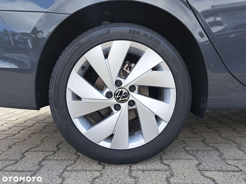 Volkswagen Golf Variant - 19