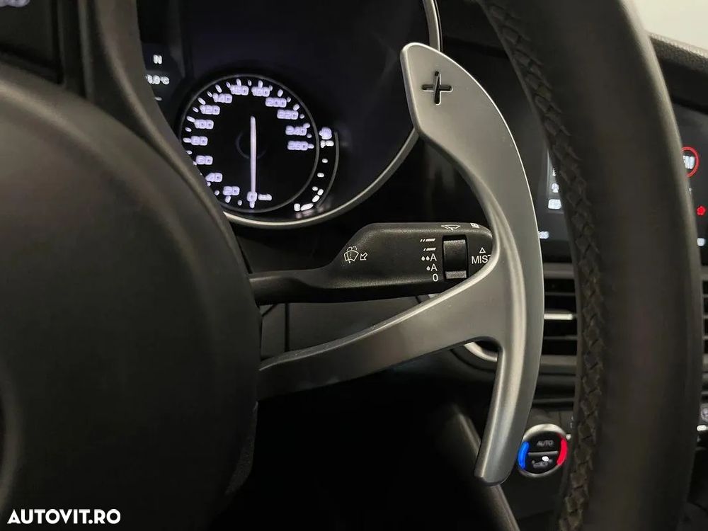 Alfa Romeo Giulia 2.2 Diesel AT8-Q4 Veloce - 25
