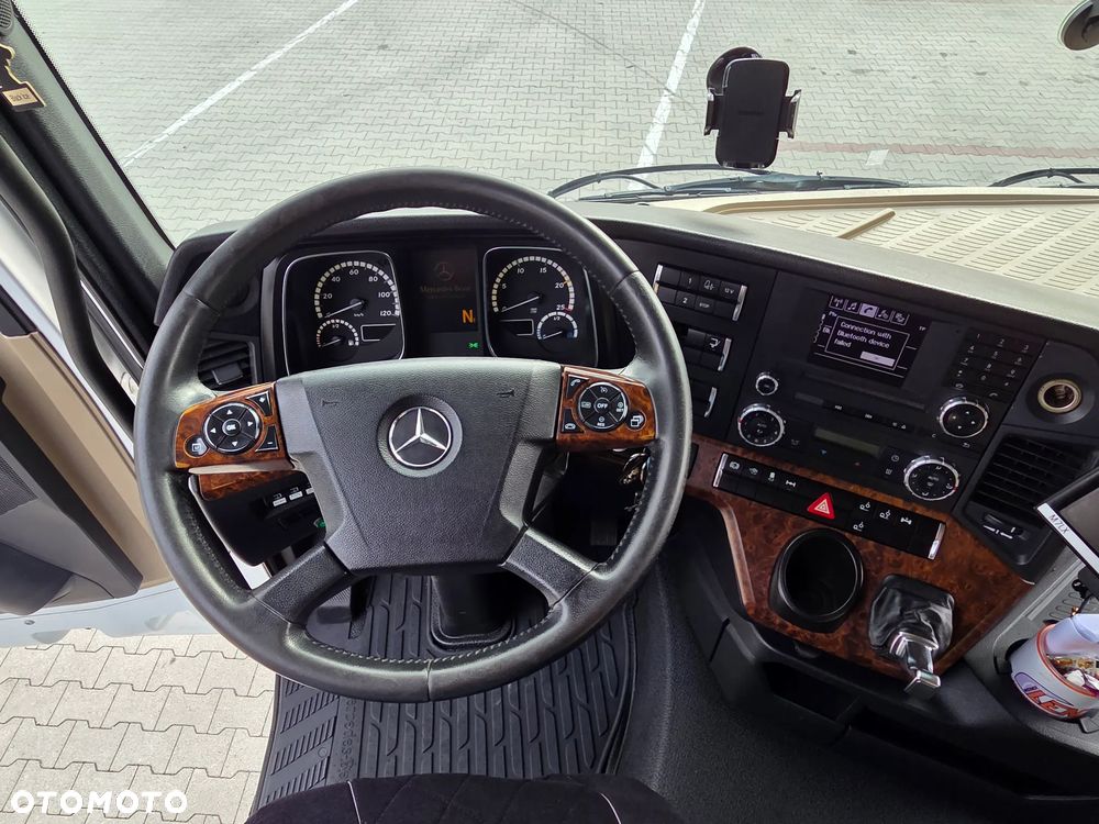 Mercedes-Benz Actros - 35