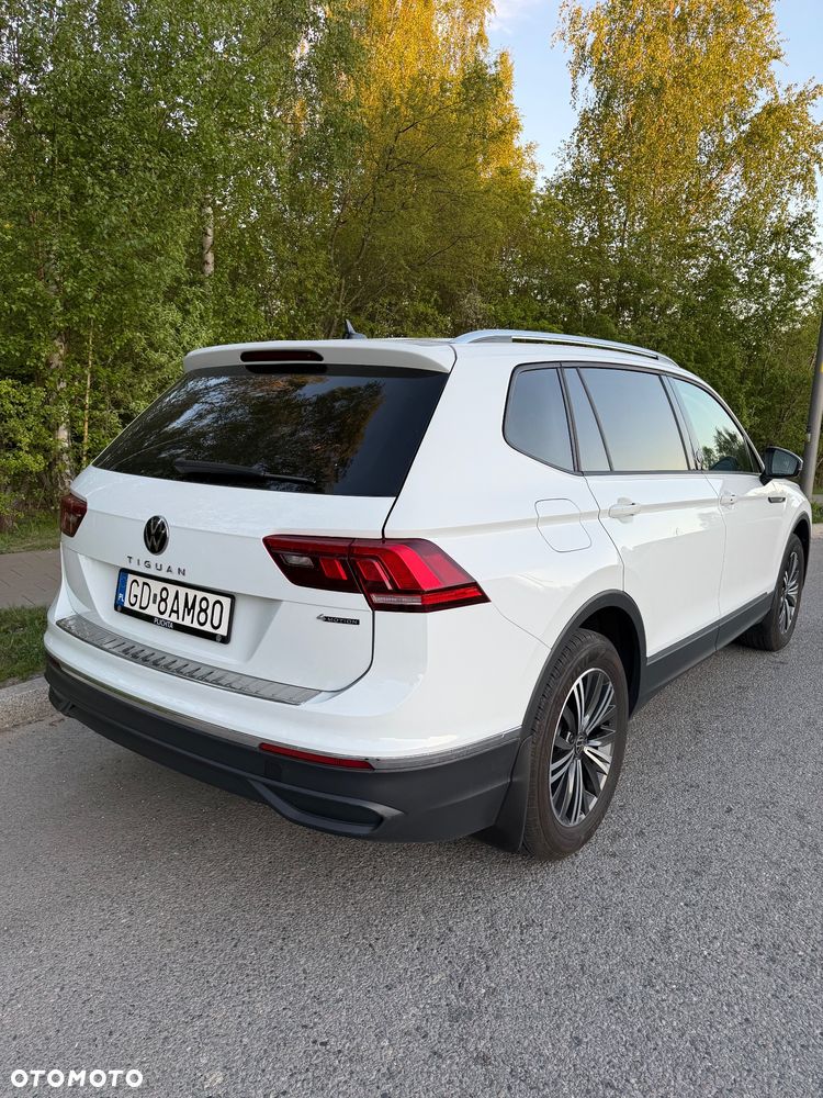 Volkswagen Tiguan Allspace 2.0 TSI 4Mot Life DSG - 7