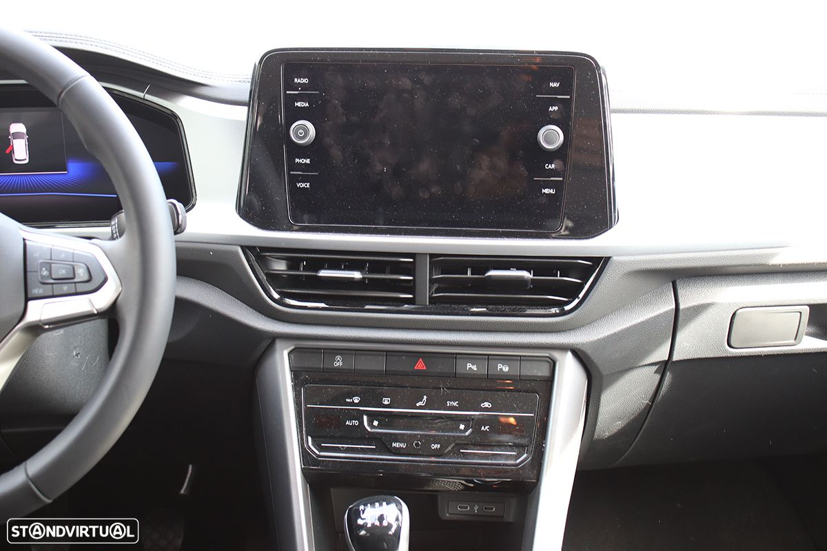 VW T-Roc 1.0 TSI Urban - 6