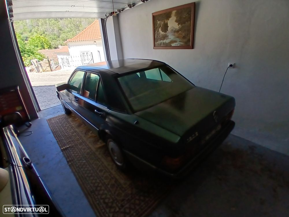 Mercedes-Benz W201 (1982-1993) 190 E 1.8 - 3