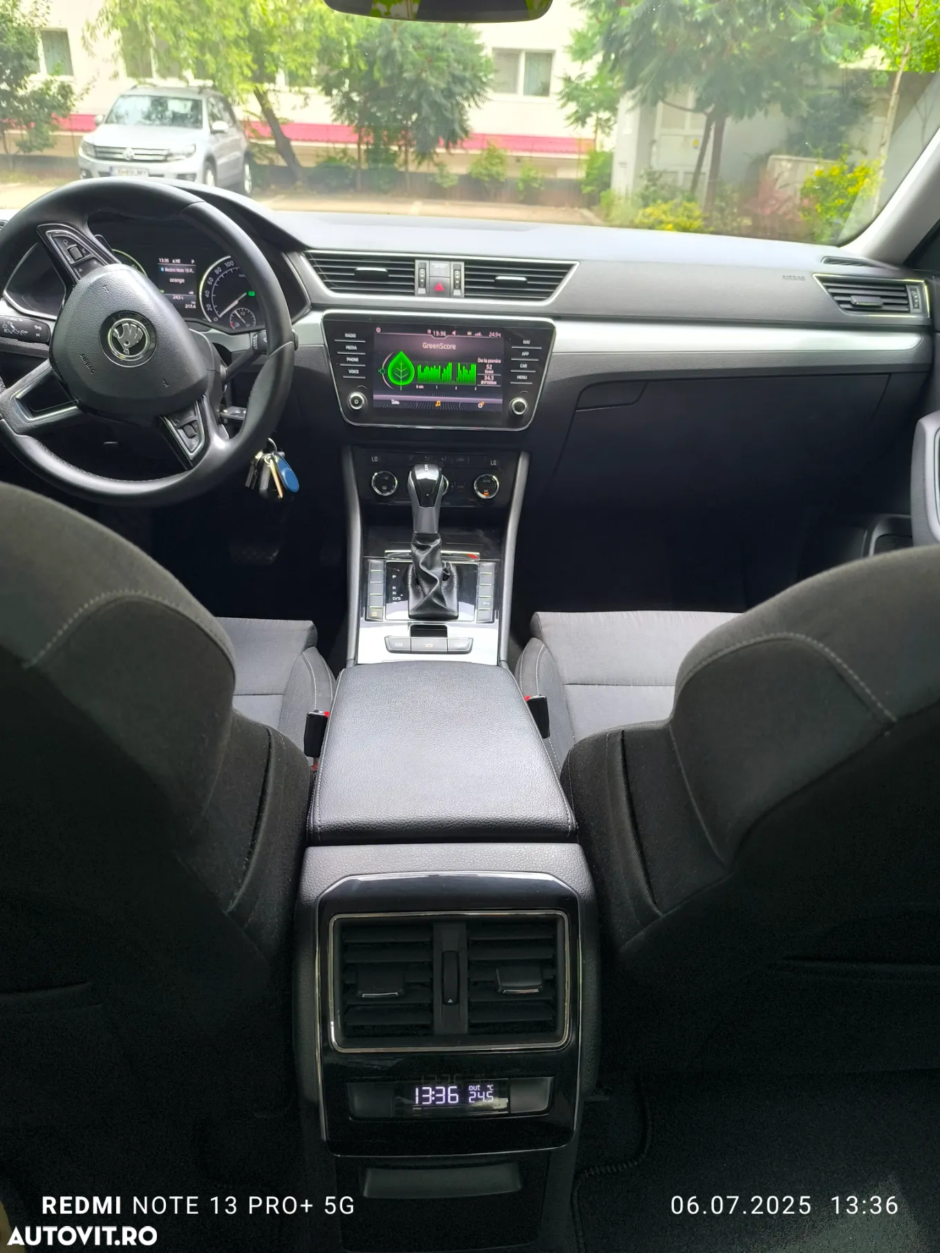 Skoda Superb 2.0 TDI DSG Active - 8