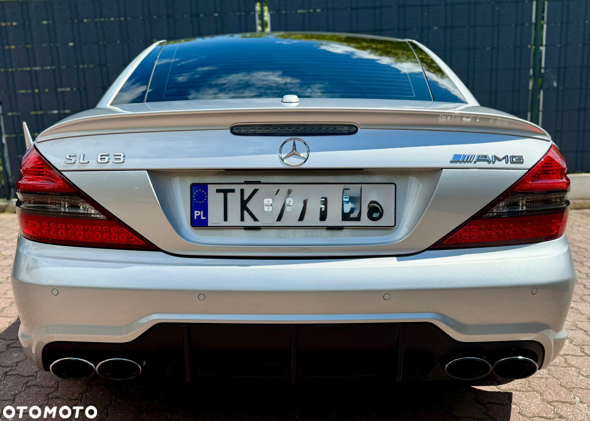 Mercedes-Benz SL 63 AMG - 10
