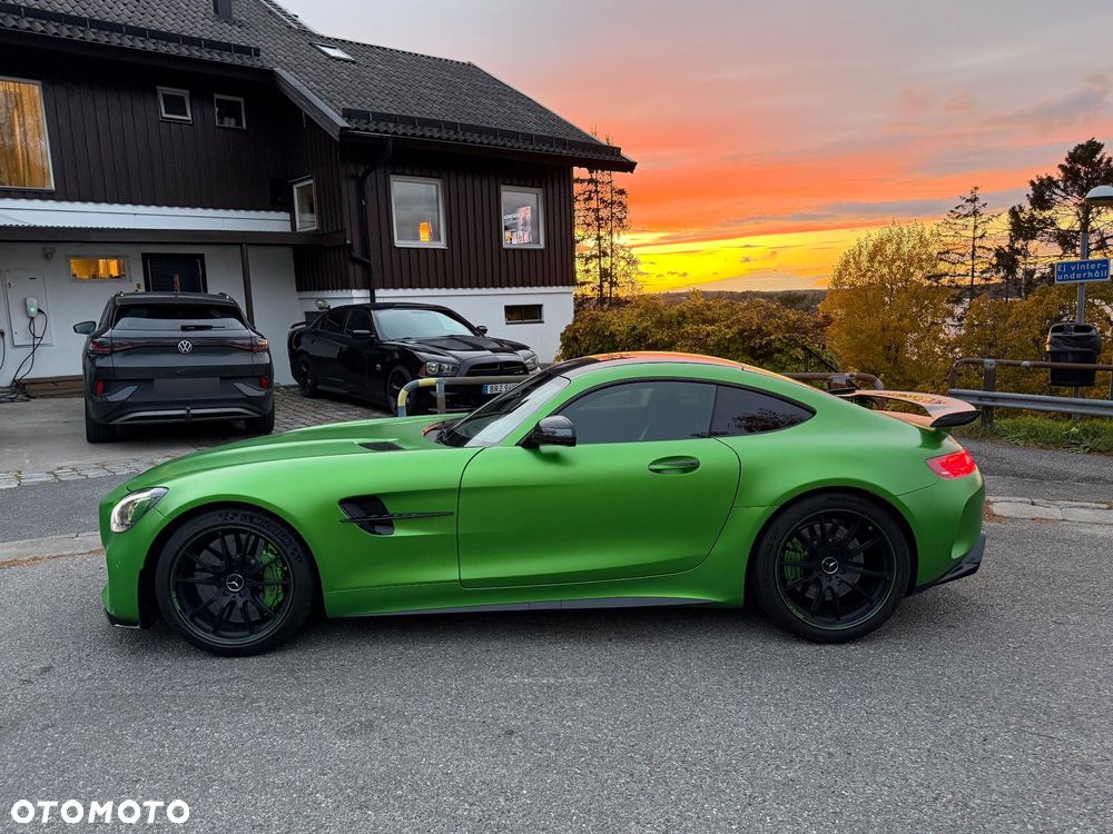Mercedes-Benz AMG GT - 7