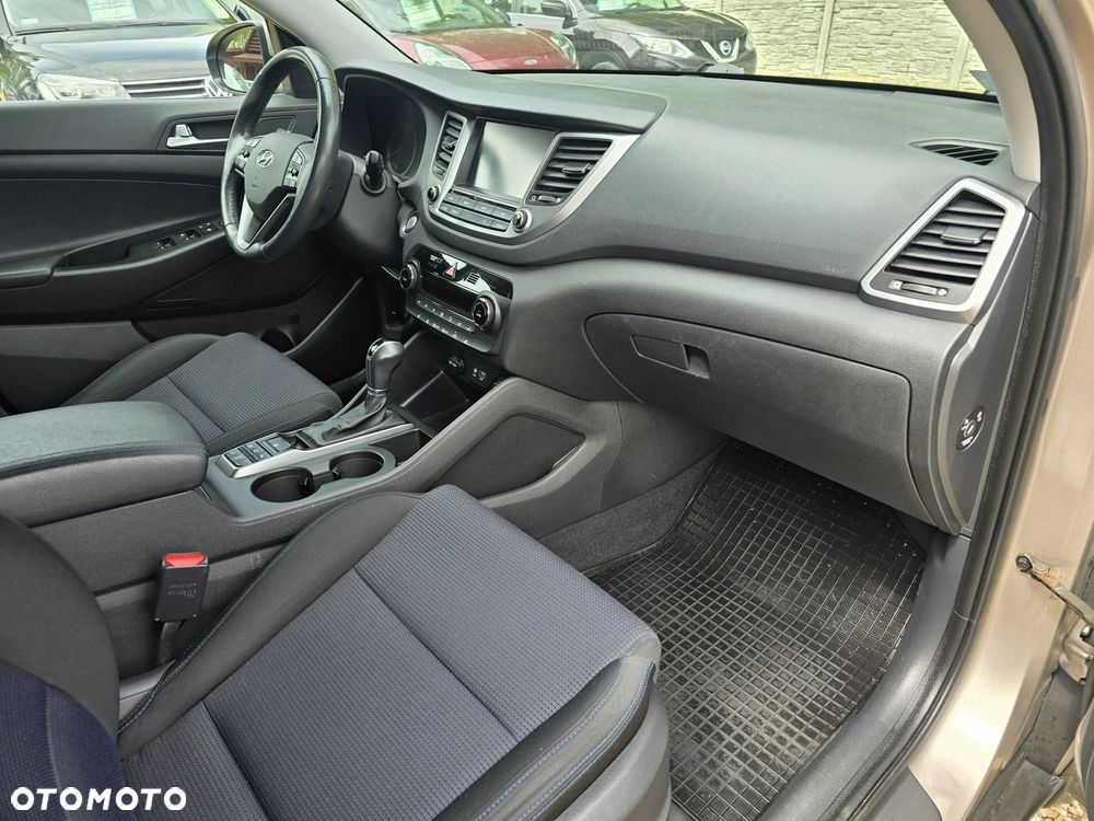 Hyundai Tucson 1.6 Turbo 4WD DCT Style - 10
