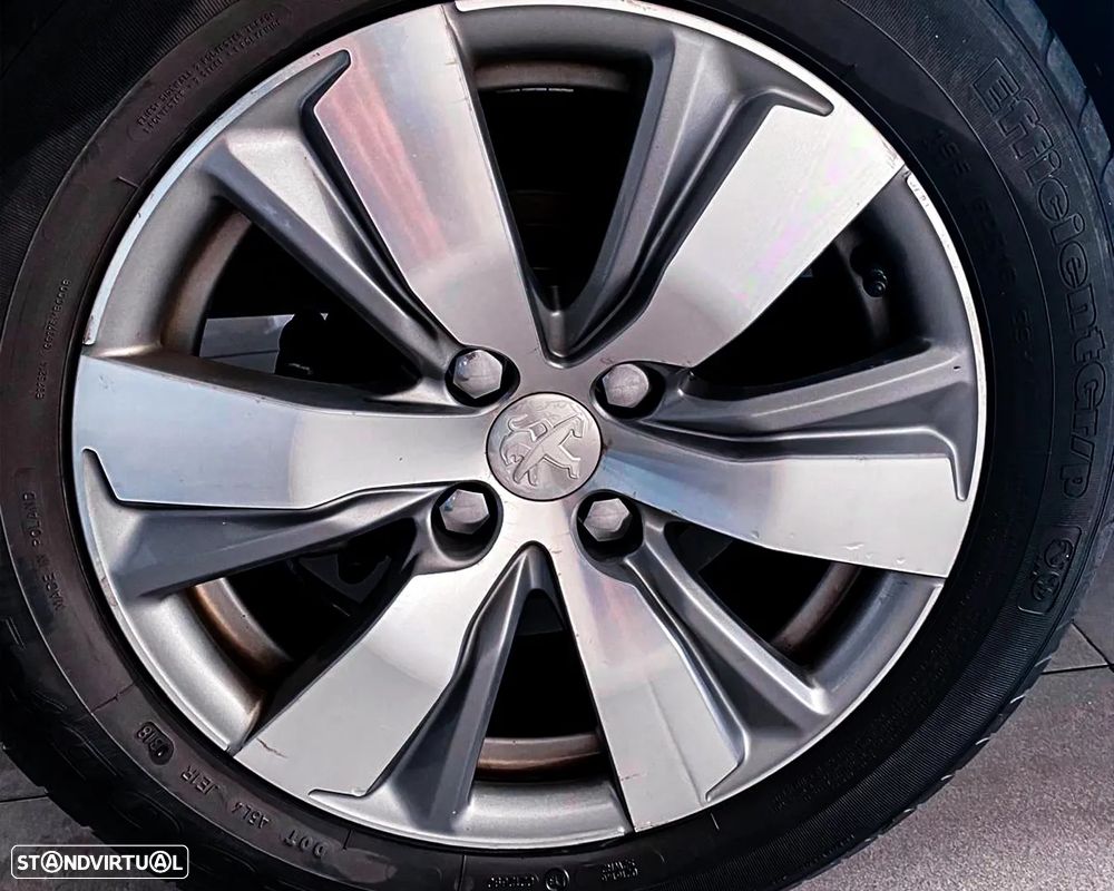 Peugeot 2008 1.2 VTi Active - 15