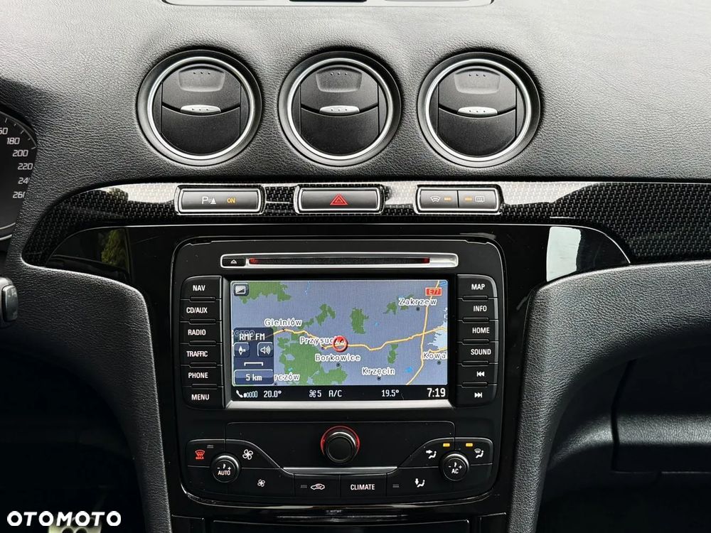 Ford S-Max - 28