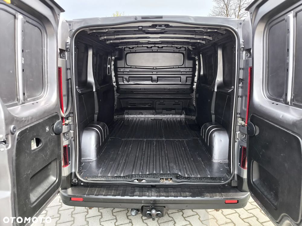 Renault Trafic - 13